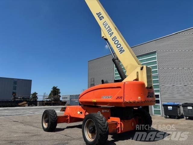 JLG 1200 SJP Teleskopbühnen