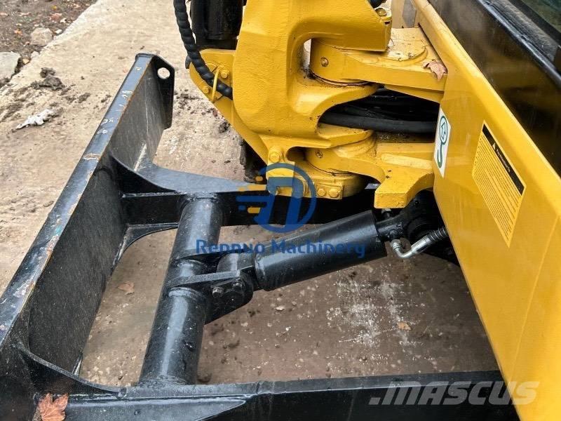 CAT 303.5 E Minibagger < 7t