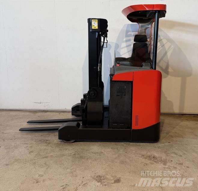 BT truck RRE 160 Schubmaststapler