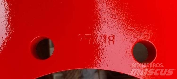 Fendt RIM 25x38 Reifen