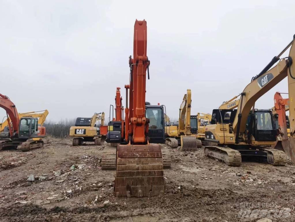 Hitachi ZX 250 Raupenbagger