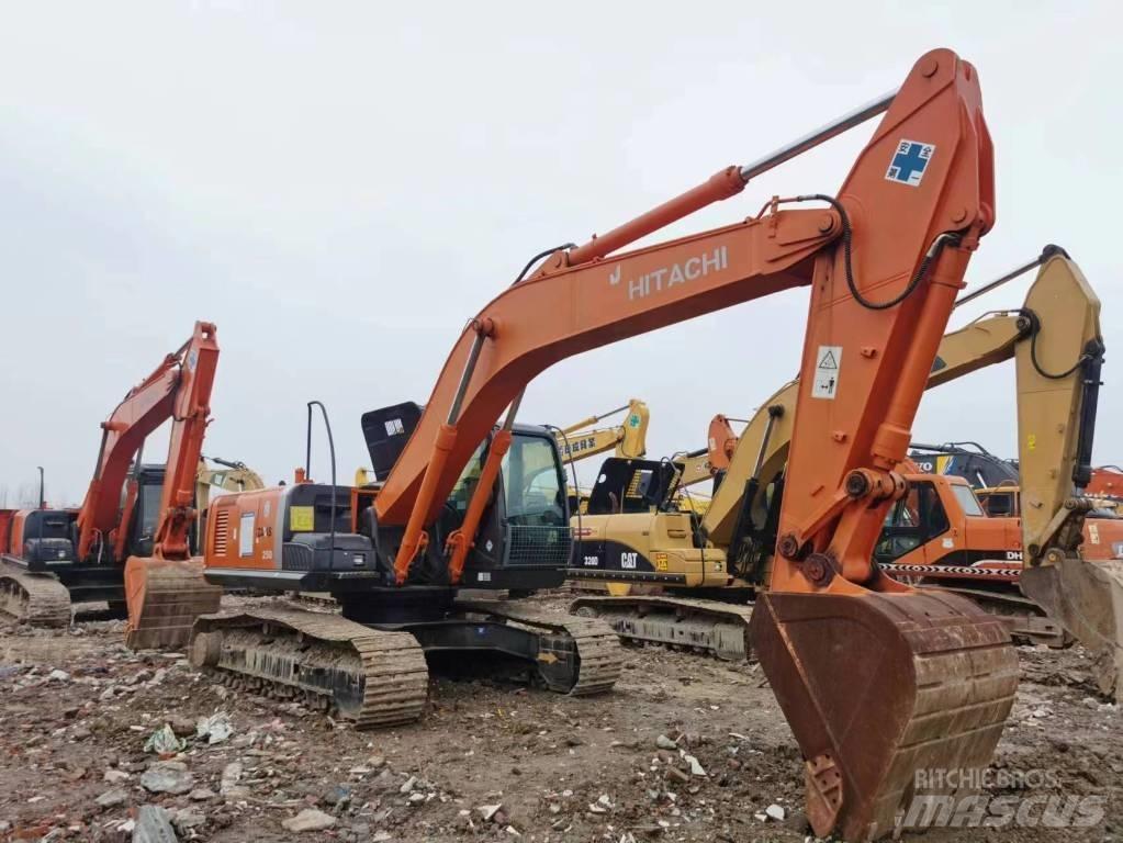 Hitachi ZX 250 Raupenbagger