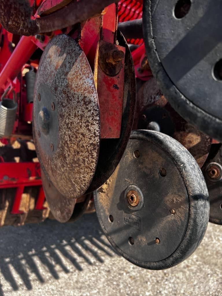Kuhn HR 4003 D Drillmaschinenkombination