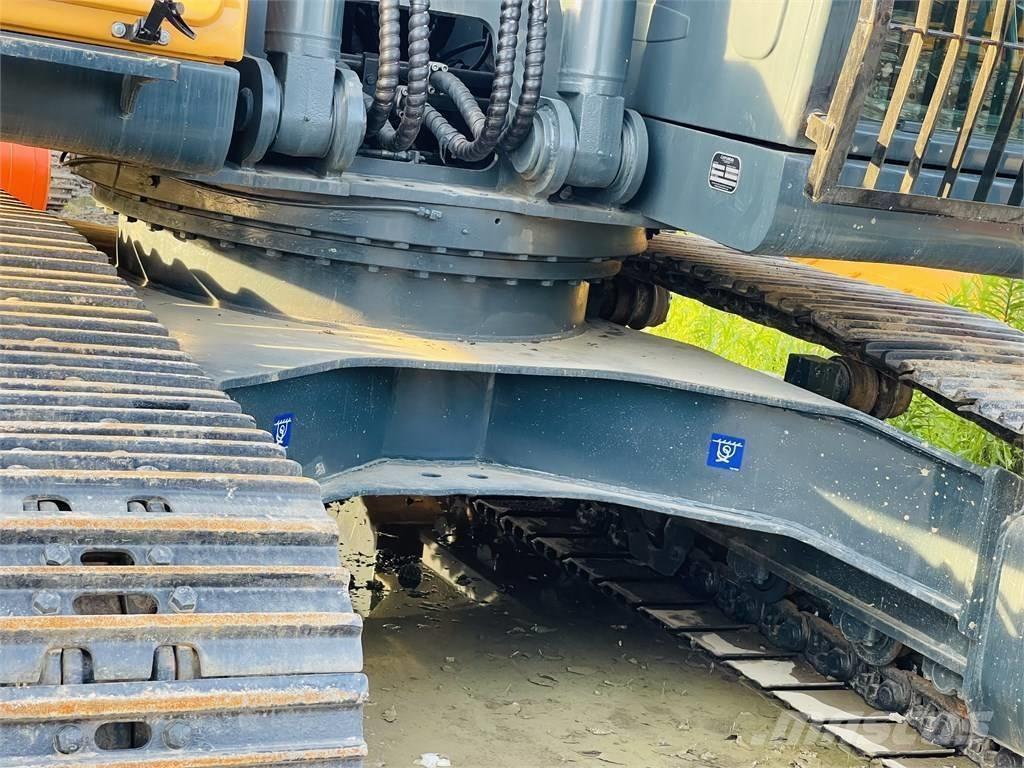 Hyundai 225LC 9T Raupenbagger