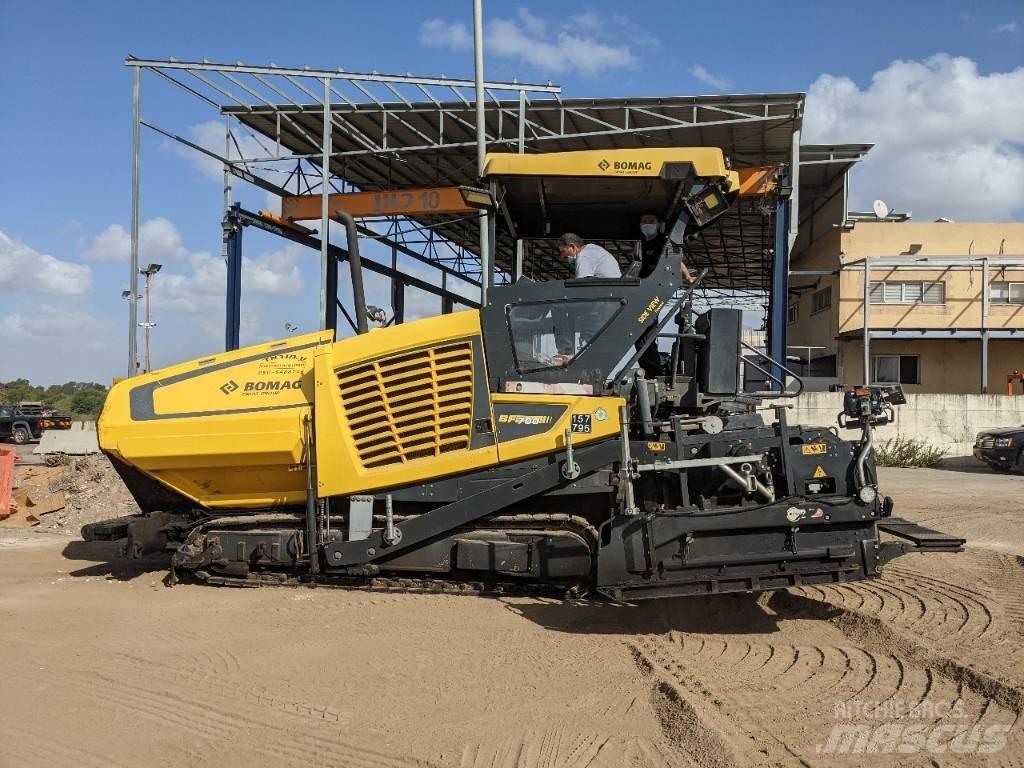 Bomag BF700C-2 Strassenfertiger