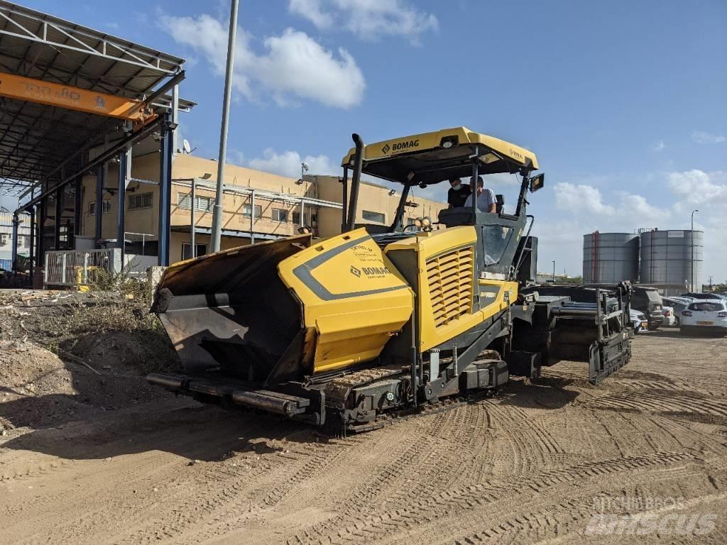 Bomag BF700C-2 Strassenfertiger