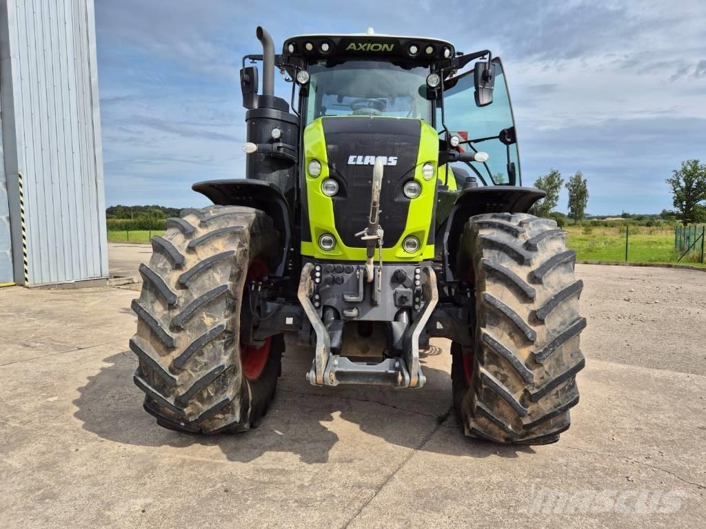 CLAAS Axion 930 Traktoren