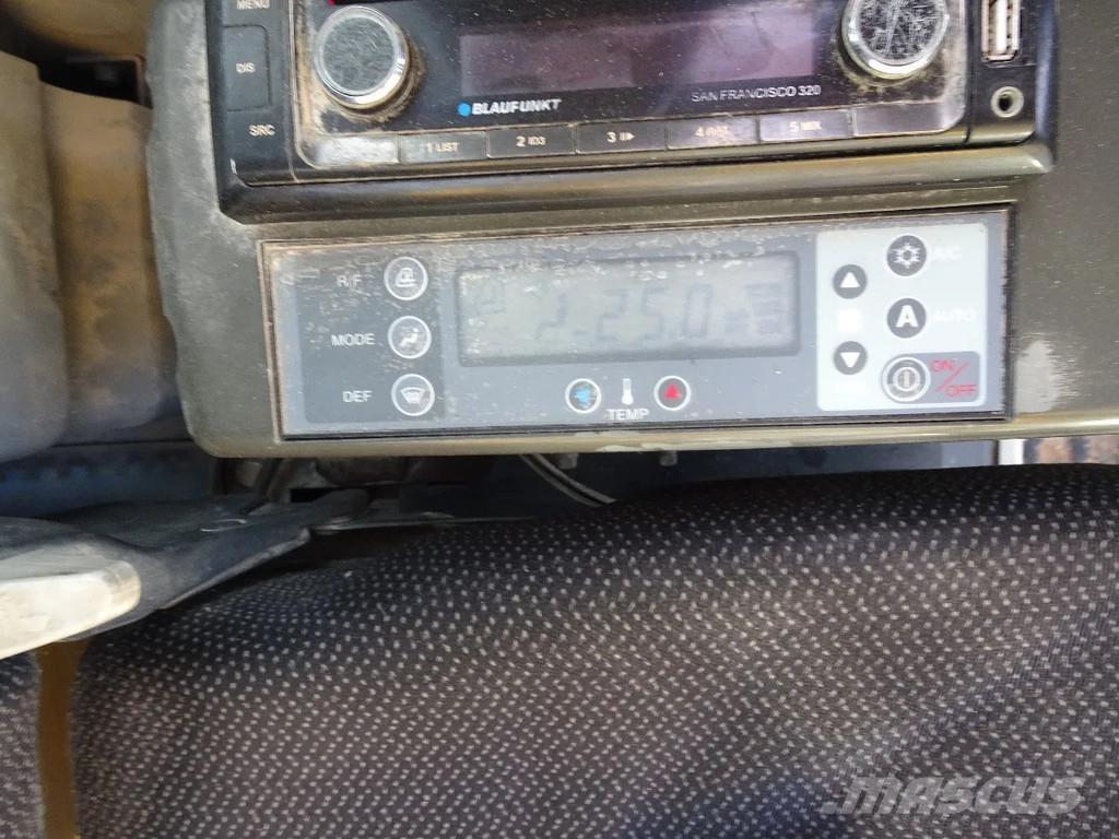 New Holland E235 Raupenbagger