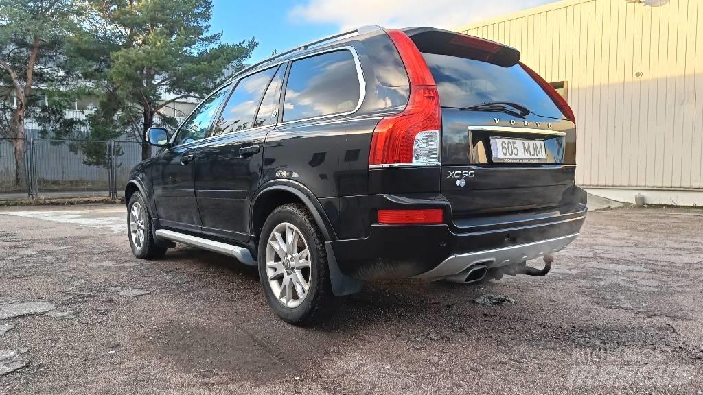 Volvo XC 90 PKWs