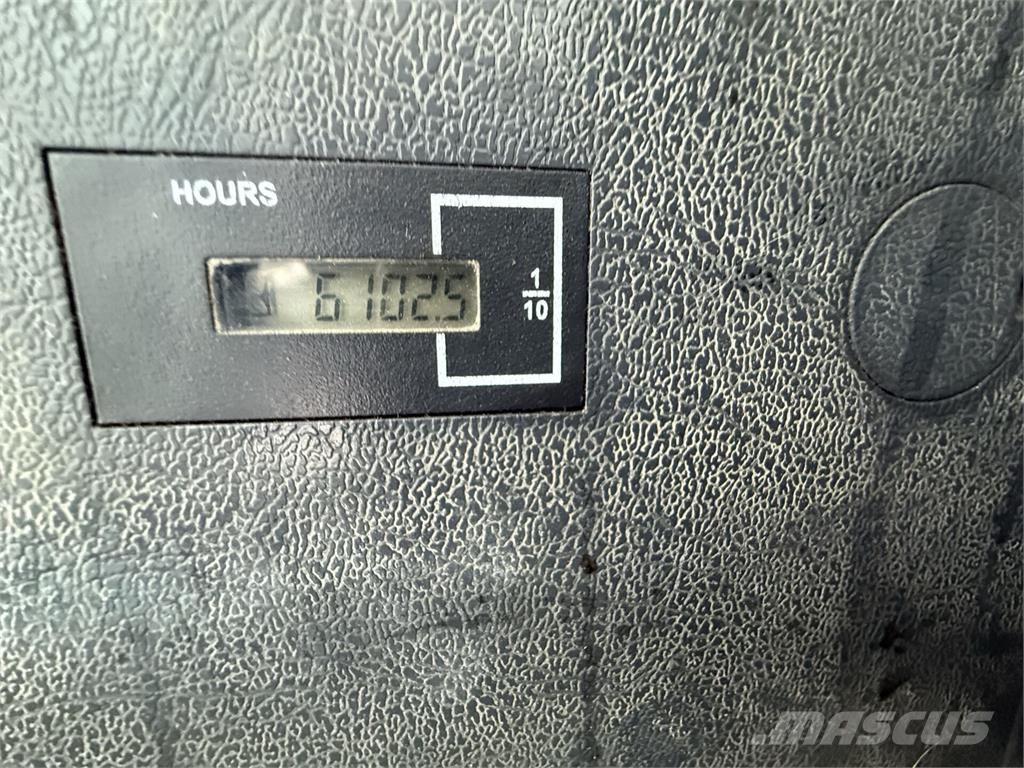 Hyundai HX140 HWC Raupenbagger