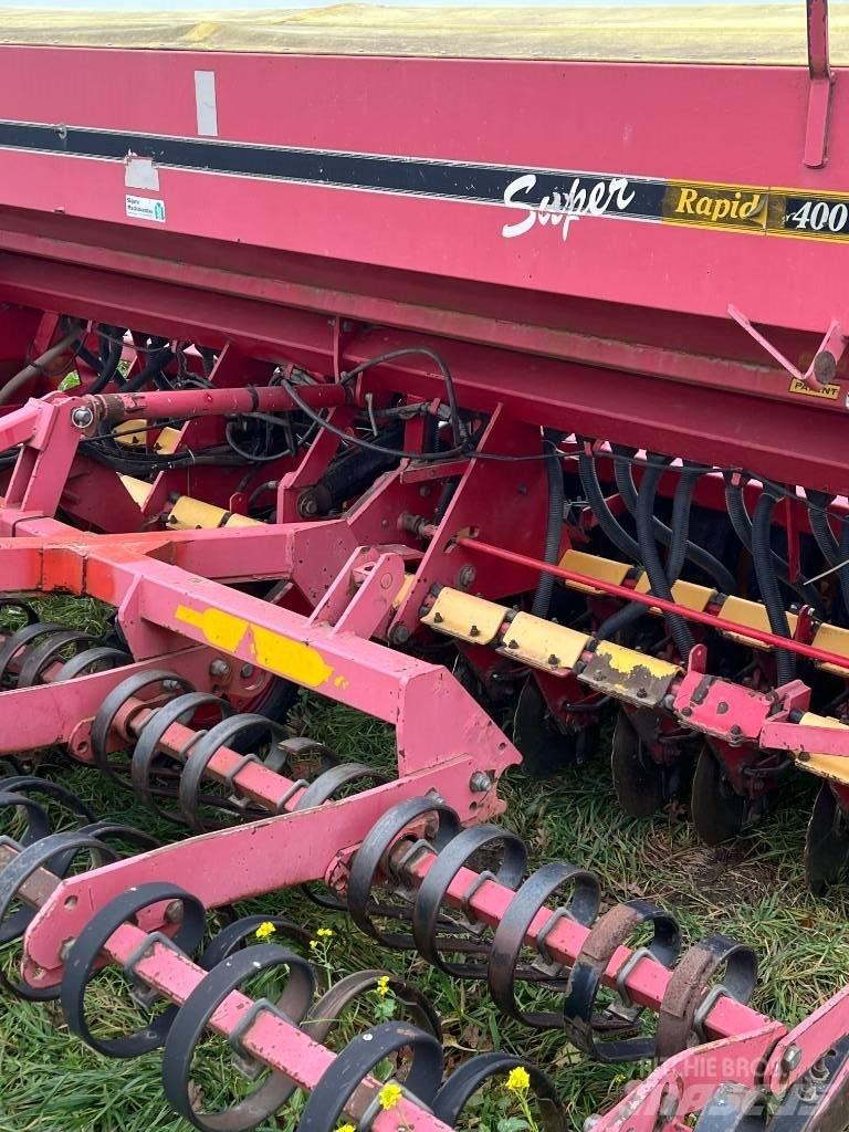 Väderstad Rapid400C Drillmaschinenkombination