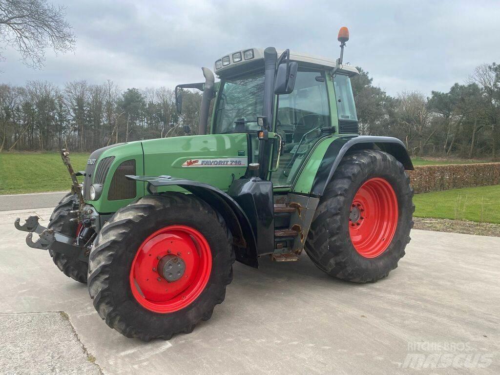 Fendt 716 Traktoren