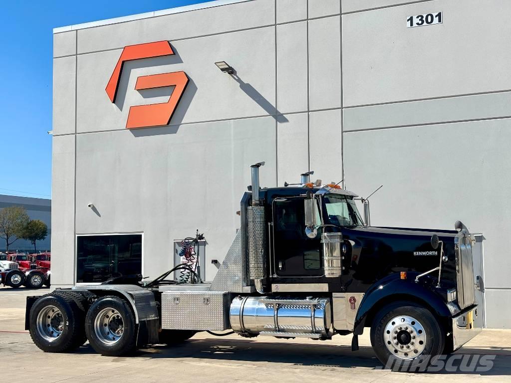 Kenworth W 900 Sattelzugmaschinen