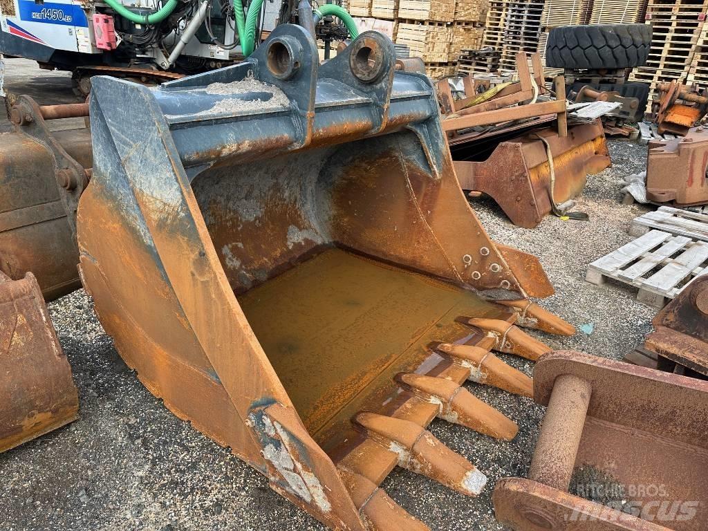 Hyundai HX 380 L Raupenbagger