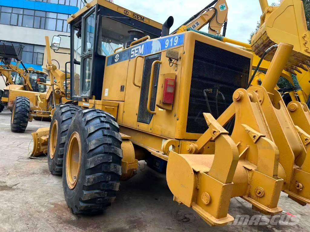 SEM 919 Grader