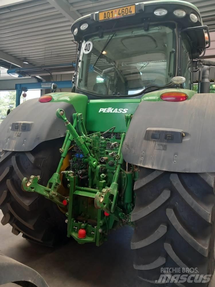John Deere 7310 R Traktoren