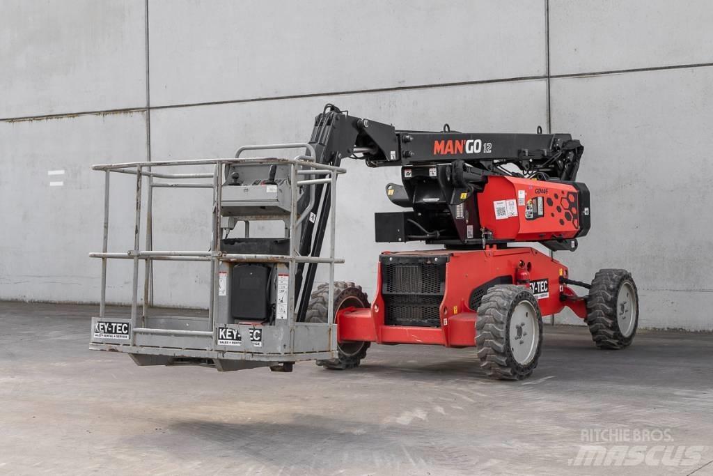 Manitou ManGo 12 Gelenkteleskoparbeitsbühnen