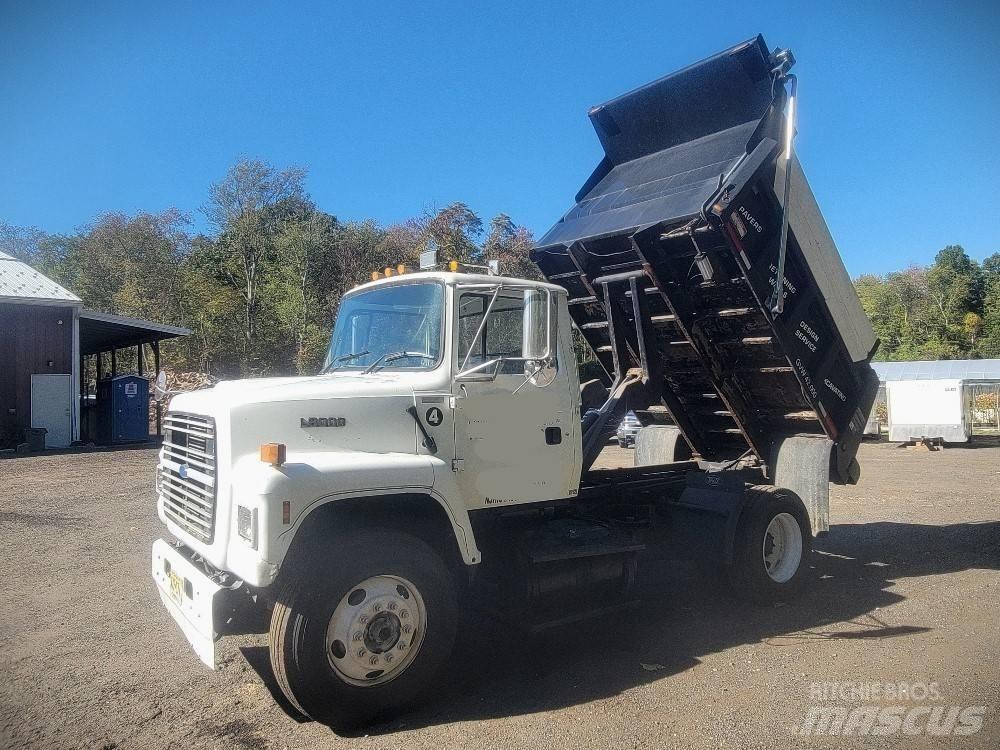 Ford L8000 Kipper