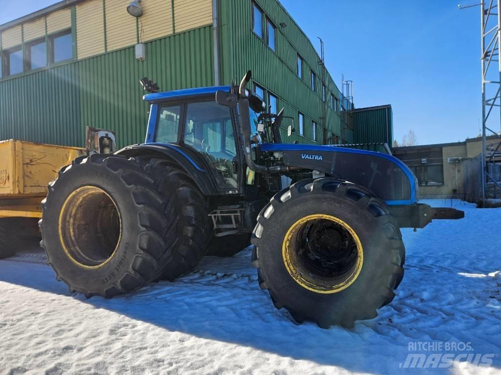 Valtra T171 Traktoren