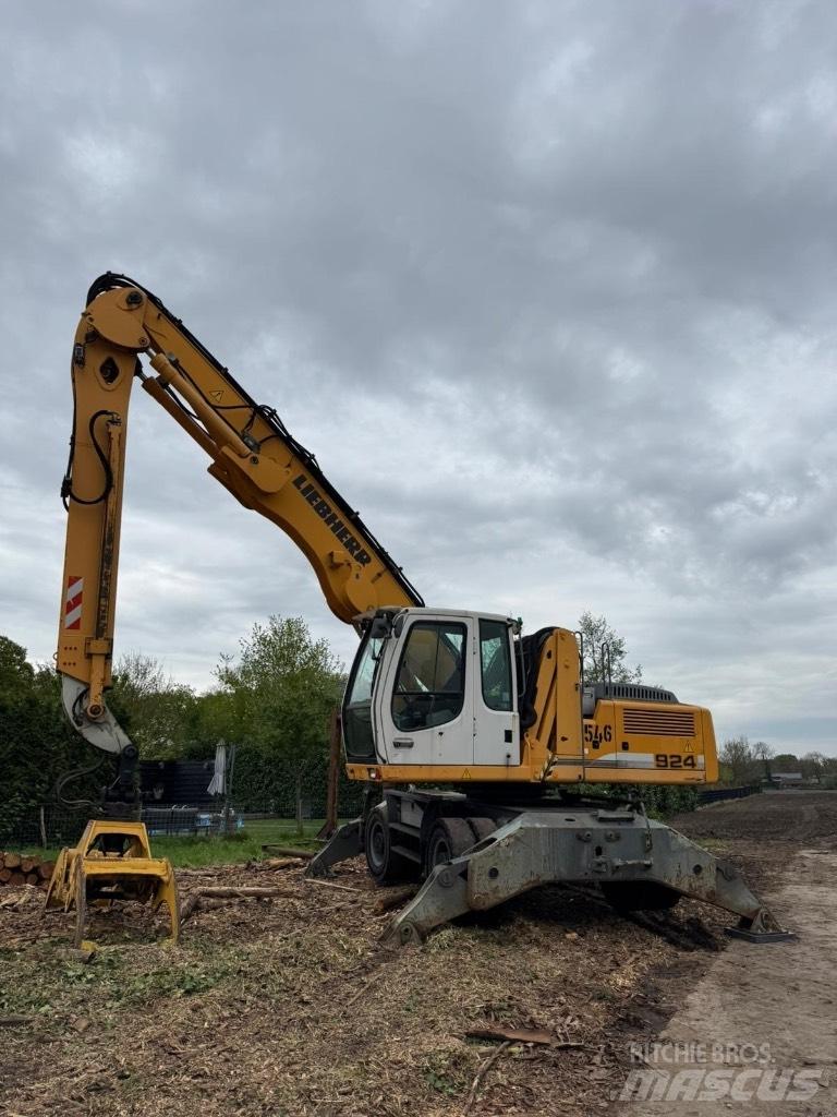 Liebherr A 924 C Gelenkausleger Lader