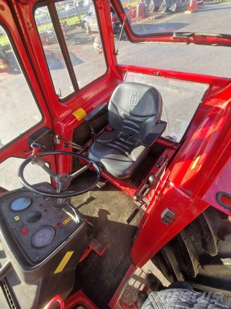 Volvo BM 2250 Traktoren