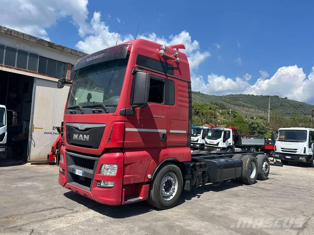 MAN TGX 26.440 Pritschenwagen mit Seilwinde
