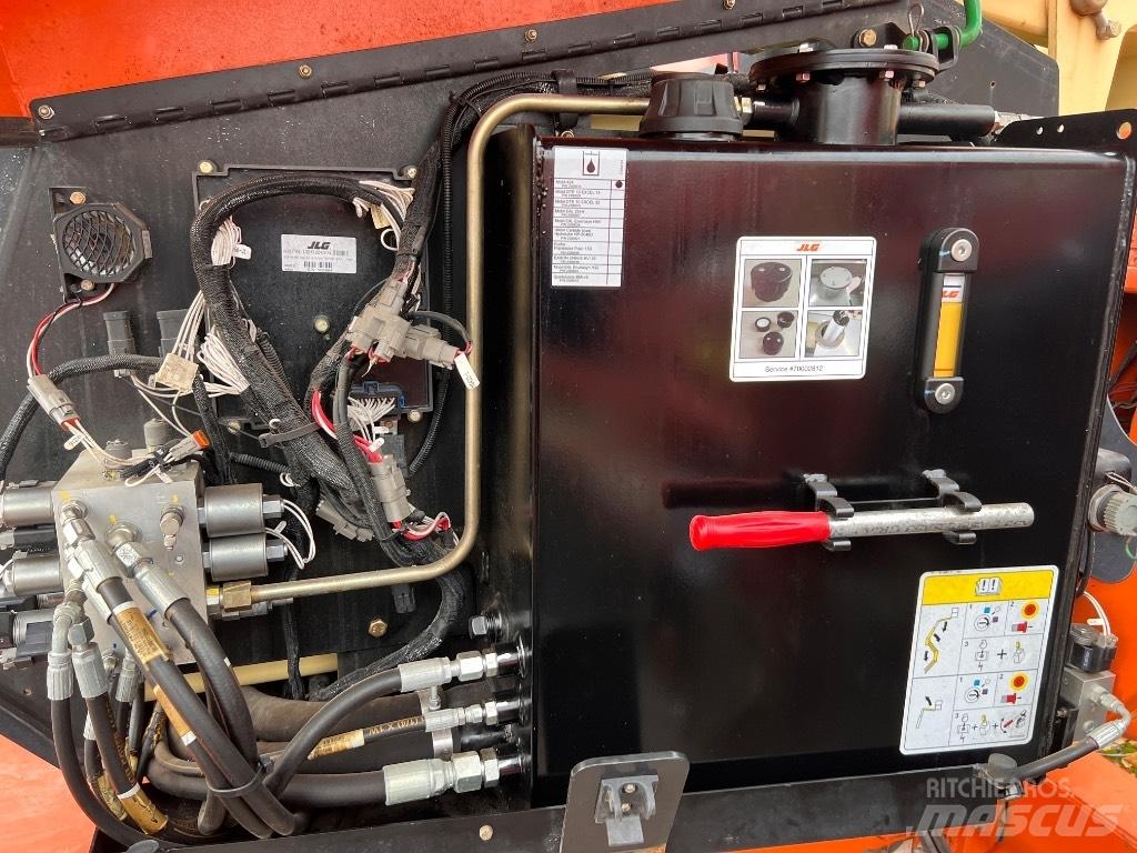 JLG 340 AJ Gelenkteleskoparbeitsbühnen