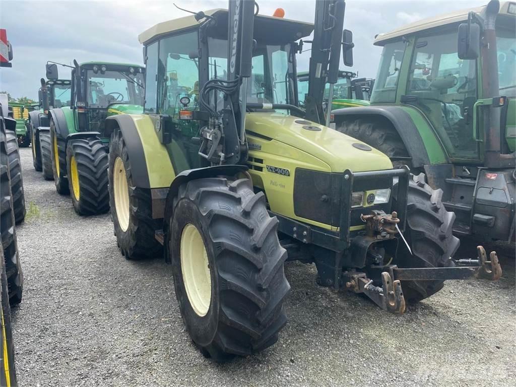 Hürlimann XT 909 Traktoren