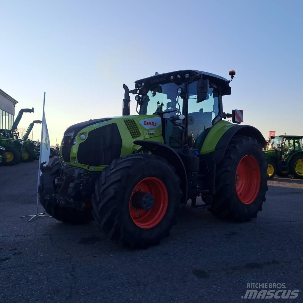 CLAAS Axion 830 Traktoren