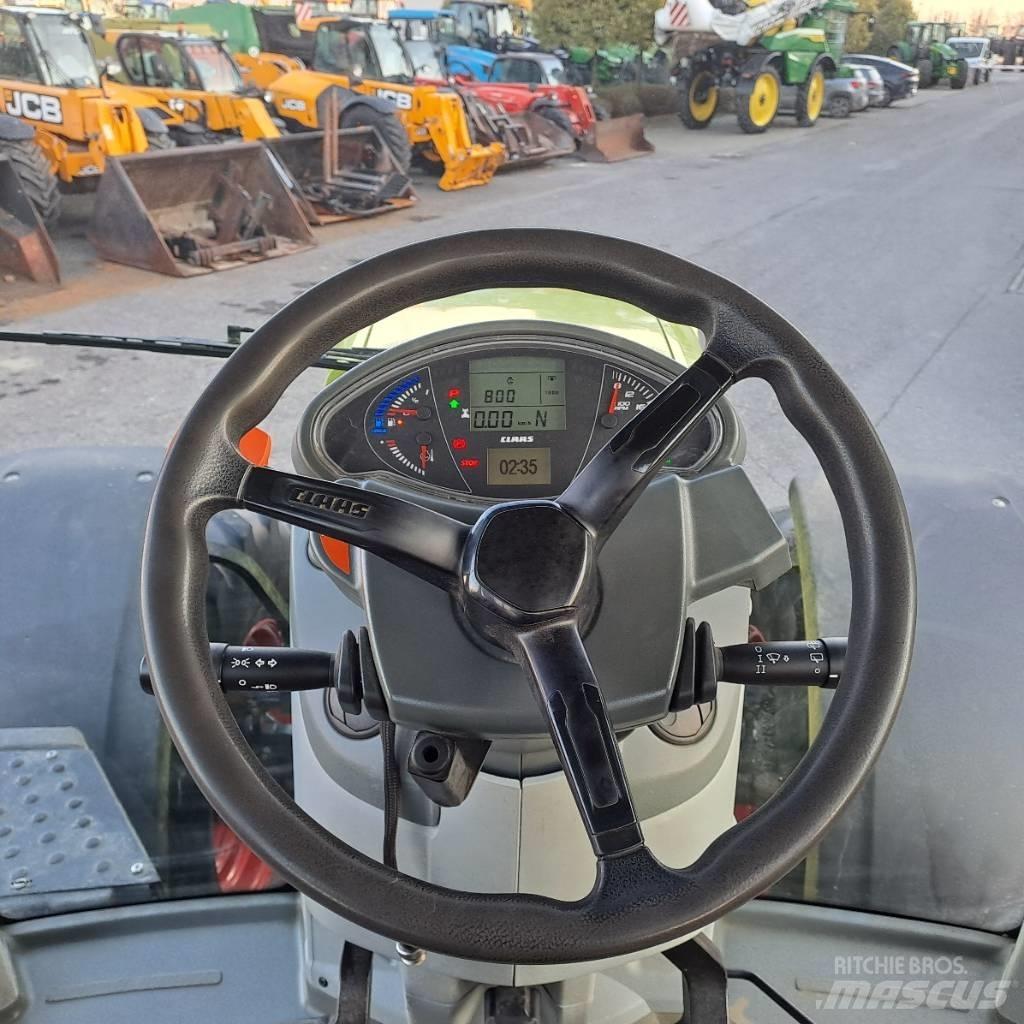 CLAAS Axion 830 Traktoren
