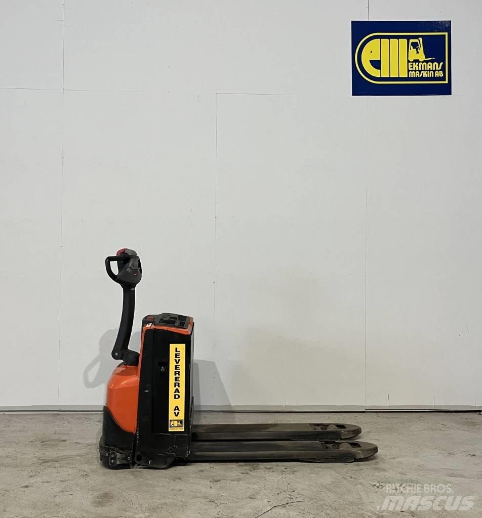 BT Truck LWE180 Niedergabelstapler