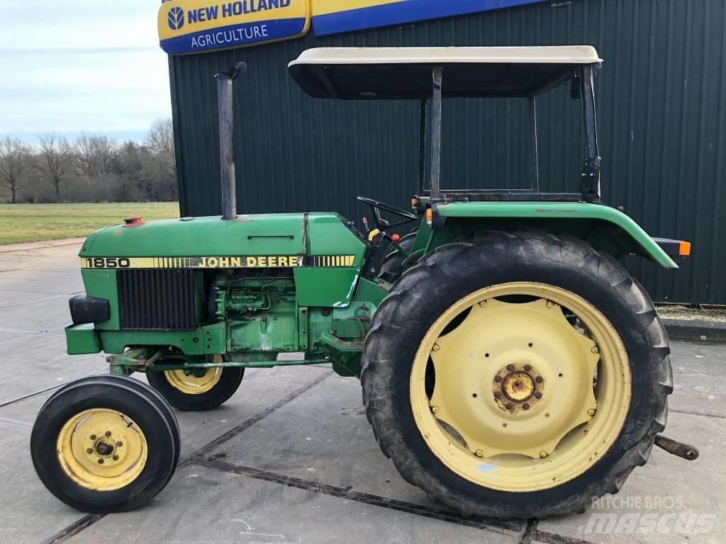 John Deere 1850 Traktoren