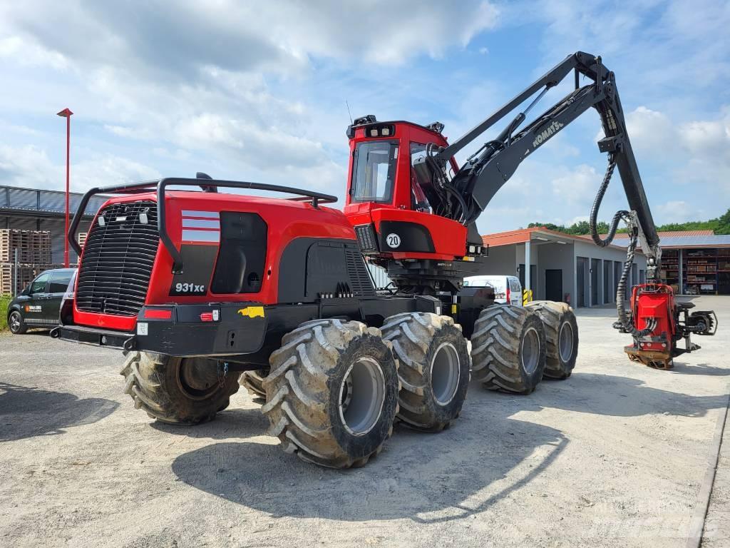 Komatsu 931 XC Harvester