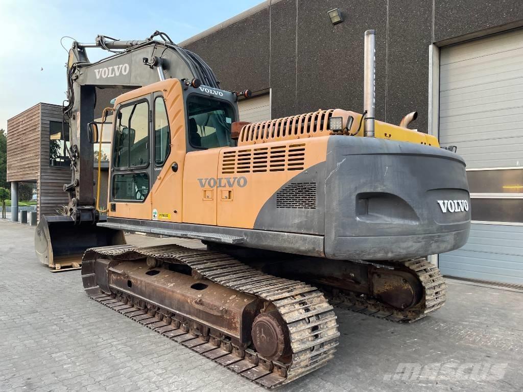 Volvo EC240B Raupenbagger