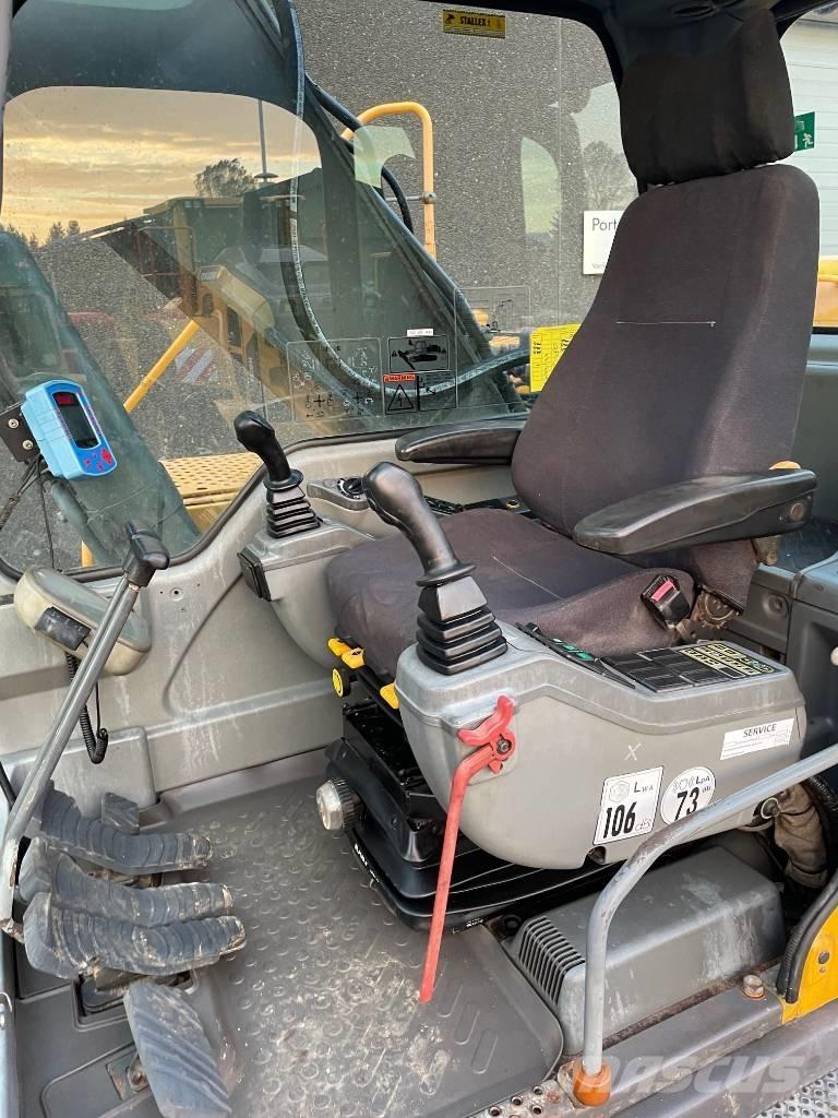 Volvo EC240B Raupenbagger