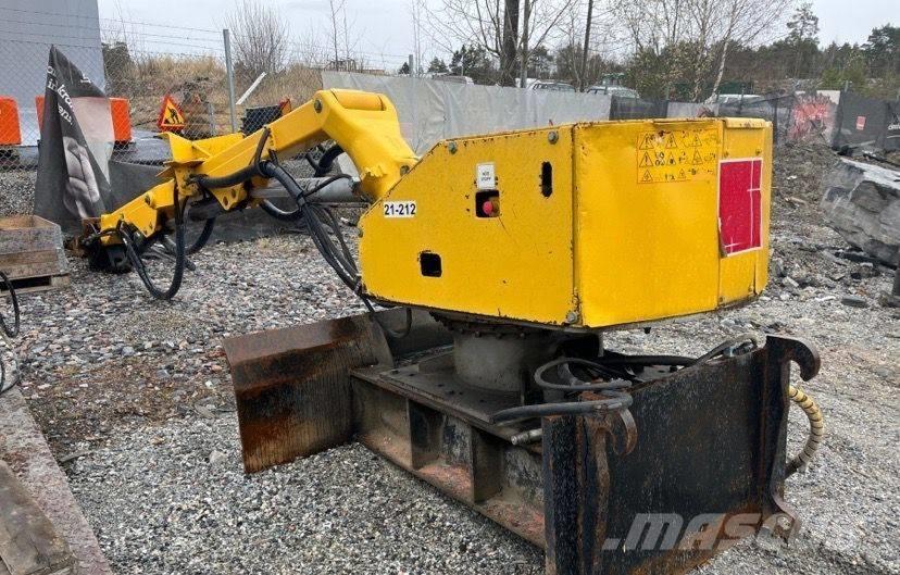 Brokk 330 Raupenbagger