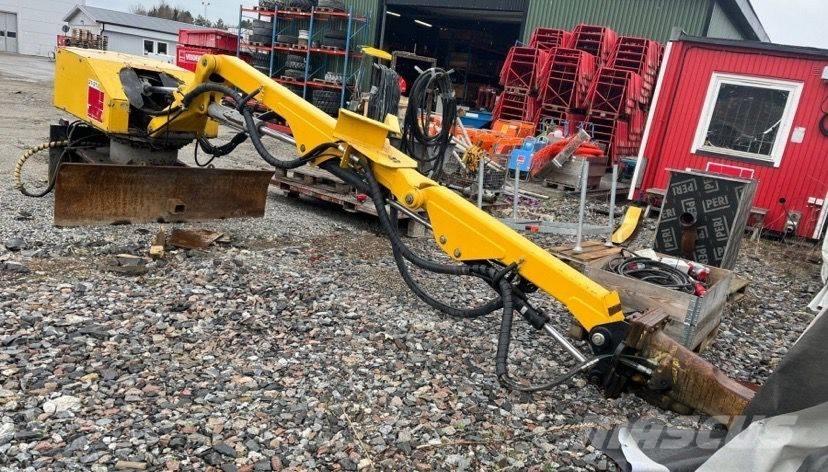 Brokk 330 Raupenbagger