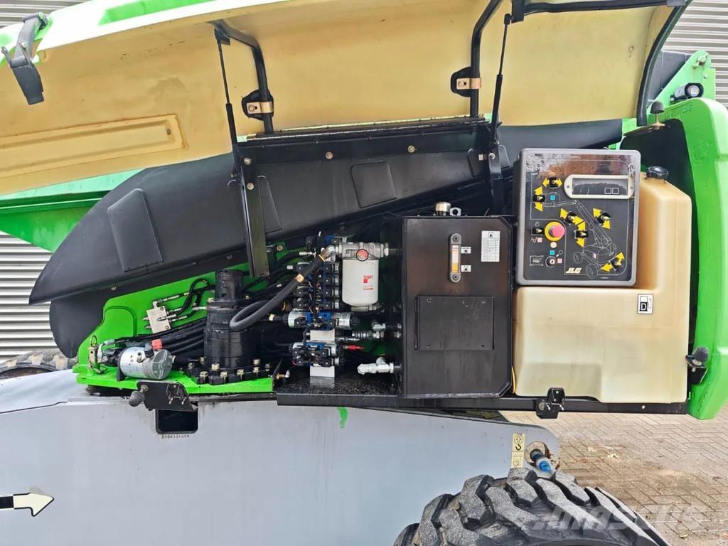 JLG 660 SJ Teleskopbühnen