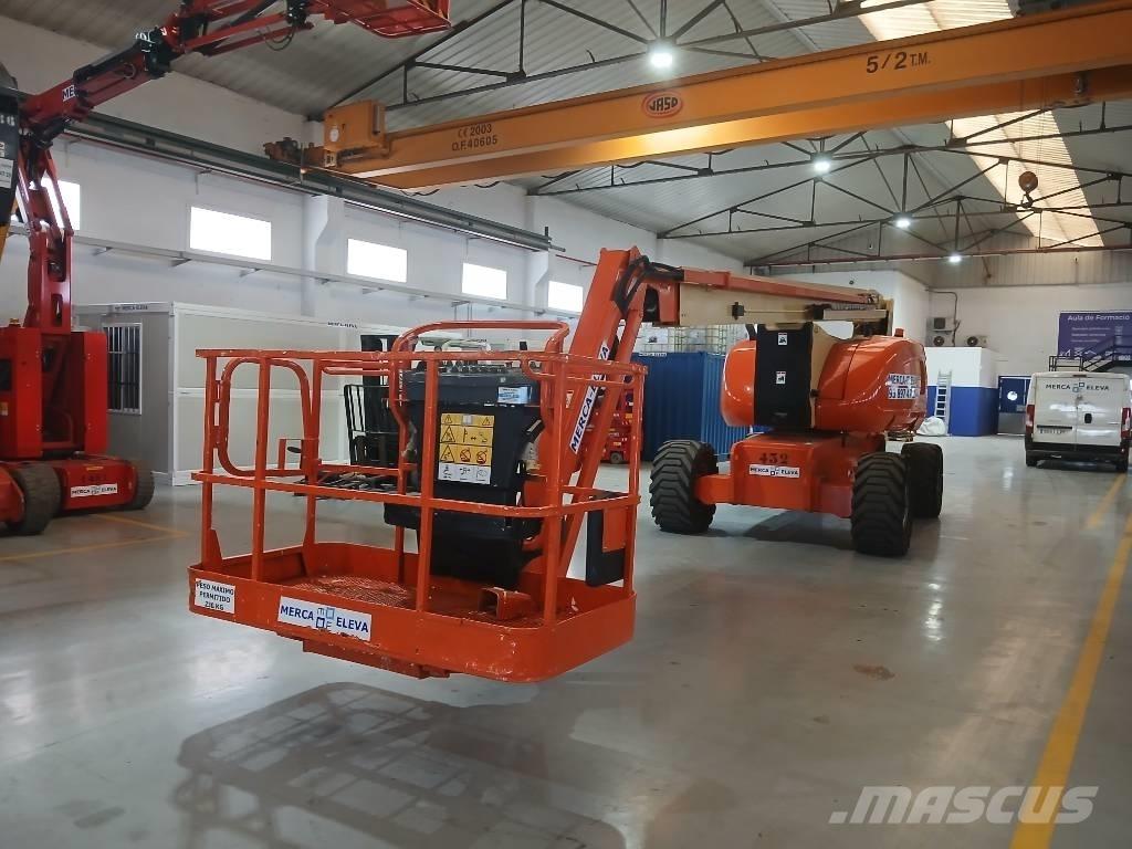 JLG 800 AJ Gelenkteleskoparbeitsbühnen