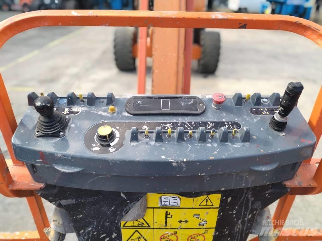 JLG 800 AJ Gelenkteleskoparbeitsbühnen