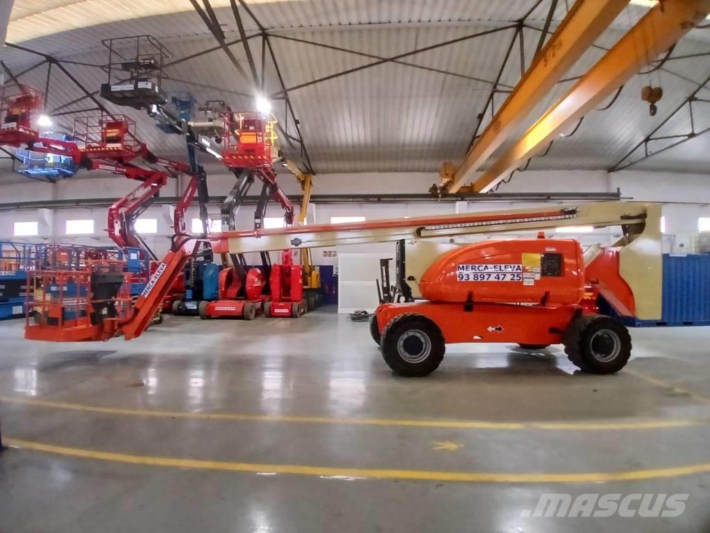 JLG 800 AJ Gelenkteleskoparbeitsbühnen