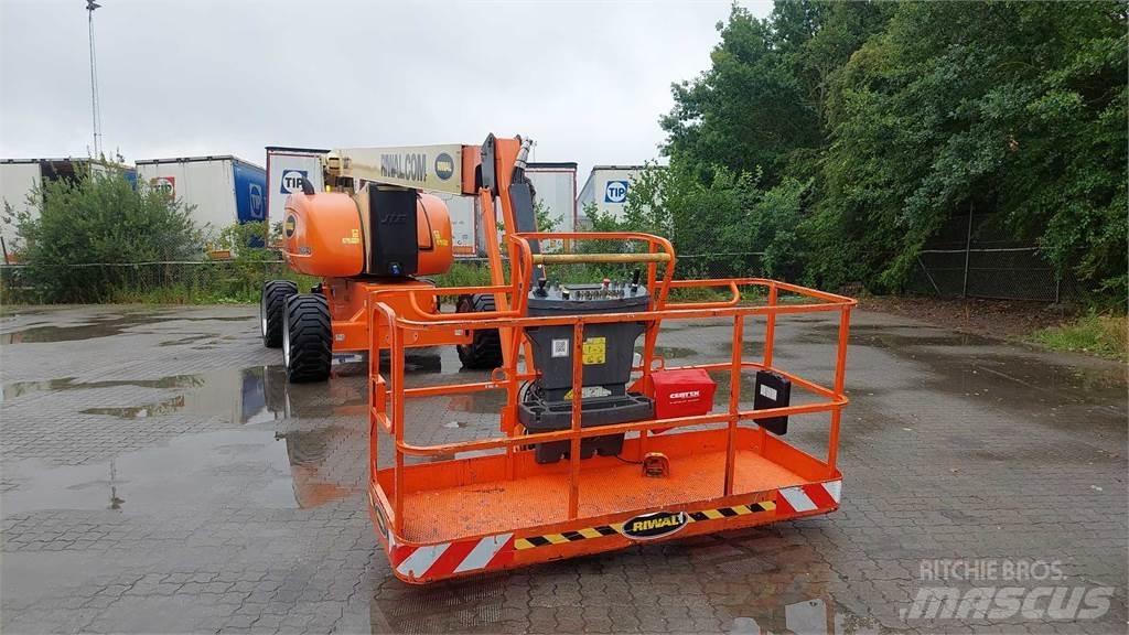 JLG 800AJ Gelenkteleskoparbeitsbühnen