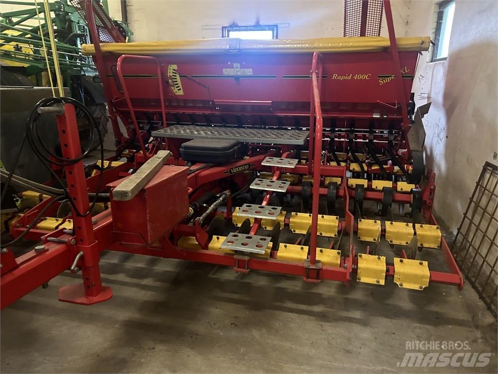 Väderstad Rapid400C Drillmaschinen