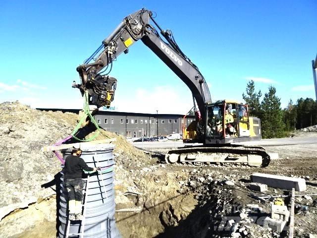 Volvo EC220EL Raupenbagger