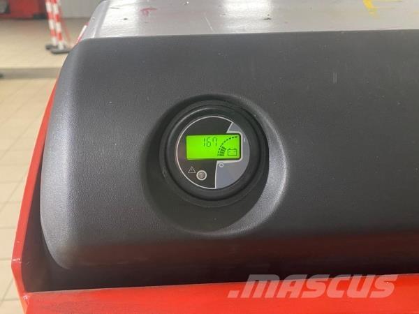 Manitou TI30 RH SP Zelfrijdende stapelaars