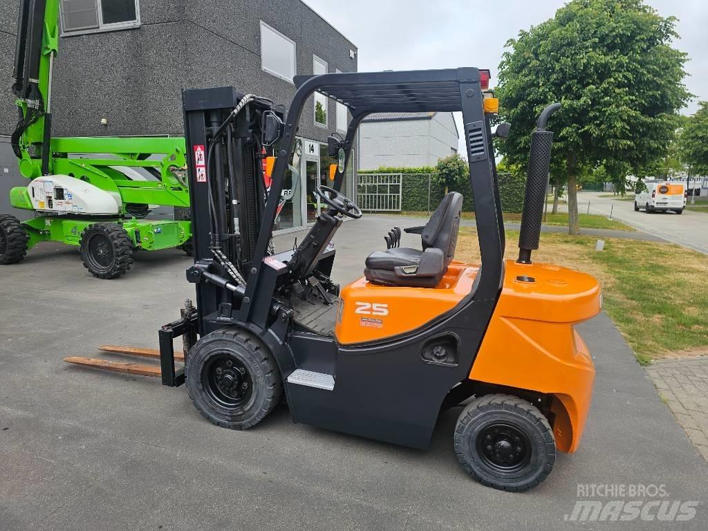 Doosan D 25 G Diesel heftrucks