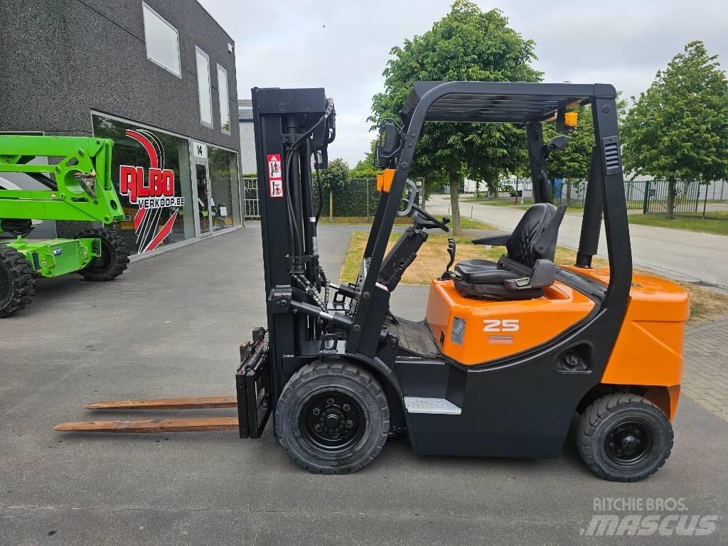 Doosan D 25 G Diesel heftrucks