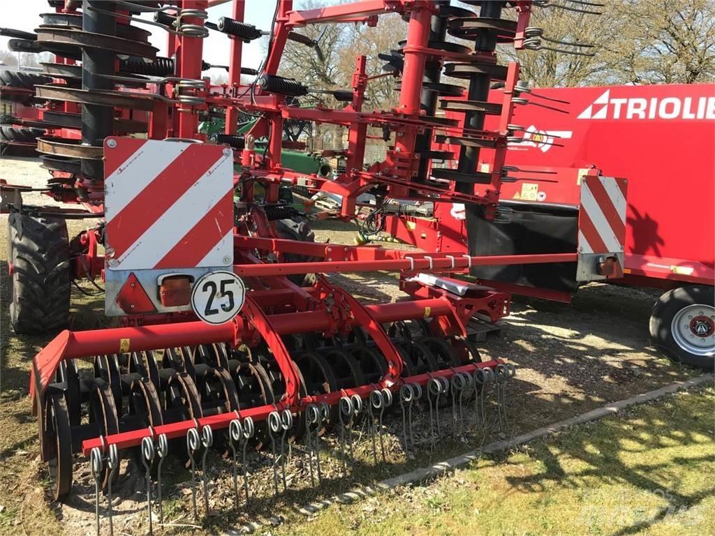 Horsch Terrano 5FM Grubber