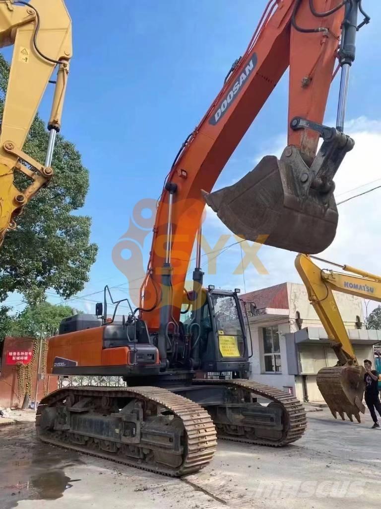 Doosan DX530 LC Raupenbagger
