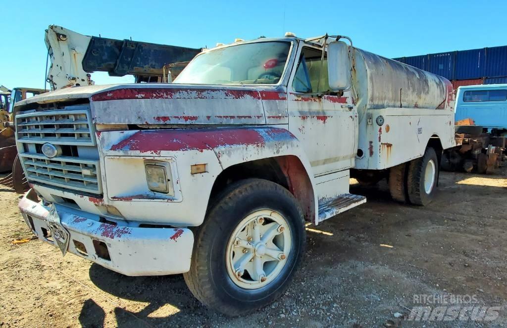 Ford F 600 Tankwagen